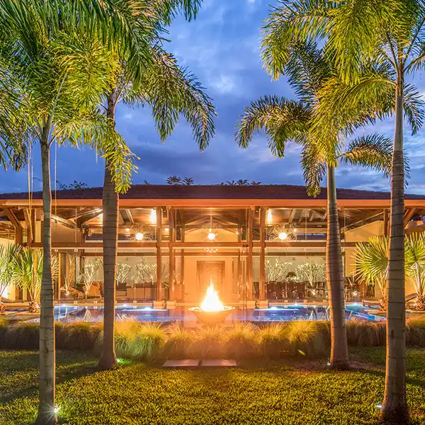 TROPICAL DREAM VILLA IN SANTA ANA