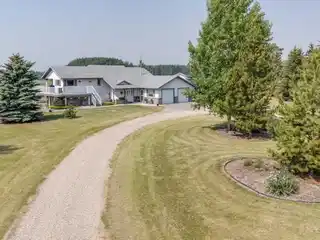 Manicured Country Retreat on 160 Acres