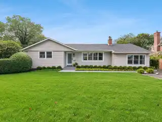 Single-Level Modern Cottage for Rent
