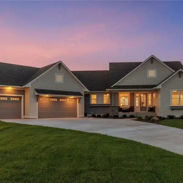 STUNNING CUSTOM HOME WITH OPEN AND LIGHT-FILLED LAYOUT