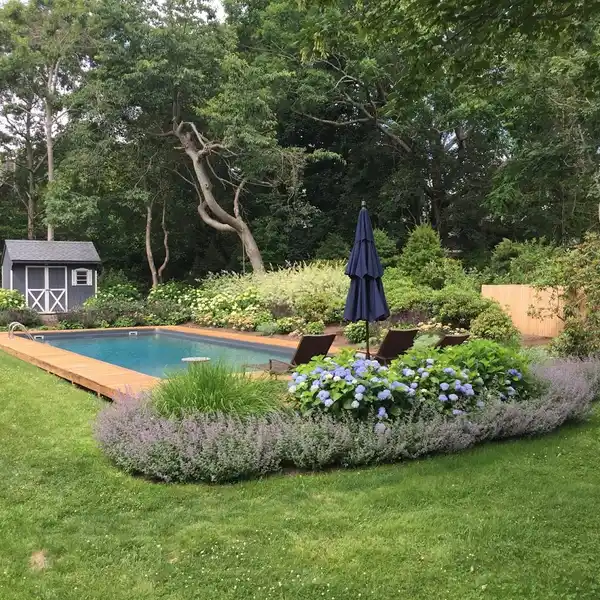 CHARMING RENTAL HOME ON A PRIVATE CUL-DE-SAC