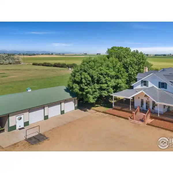 CRAFTSMAN FARMHOUSE ON 11-PLUS EQUESTRIAN ACRES