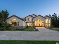 SPECTACULAR HOME OFFERING AMAZING VALUE