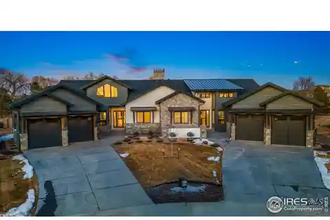 Spacious Residence in the Villas at Harmony Club