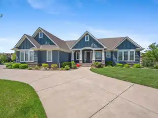 Immaculate One-owner Ranch in Garden Walk Estates
