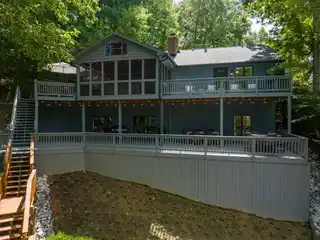 Completely Renovated Lake Keowee Lakehouse