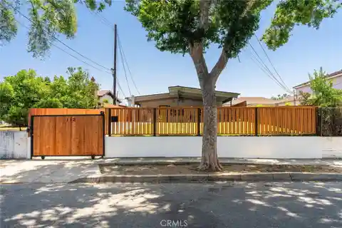 Beautifully Upgraded Home in a Desirable Neighborhood