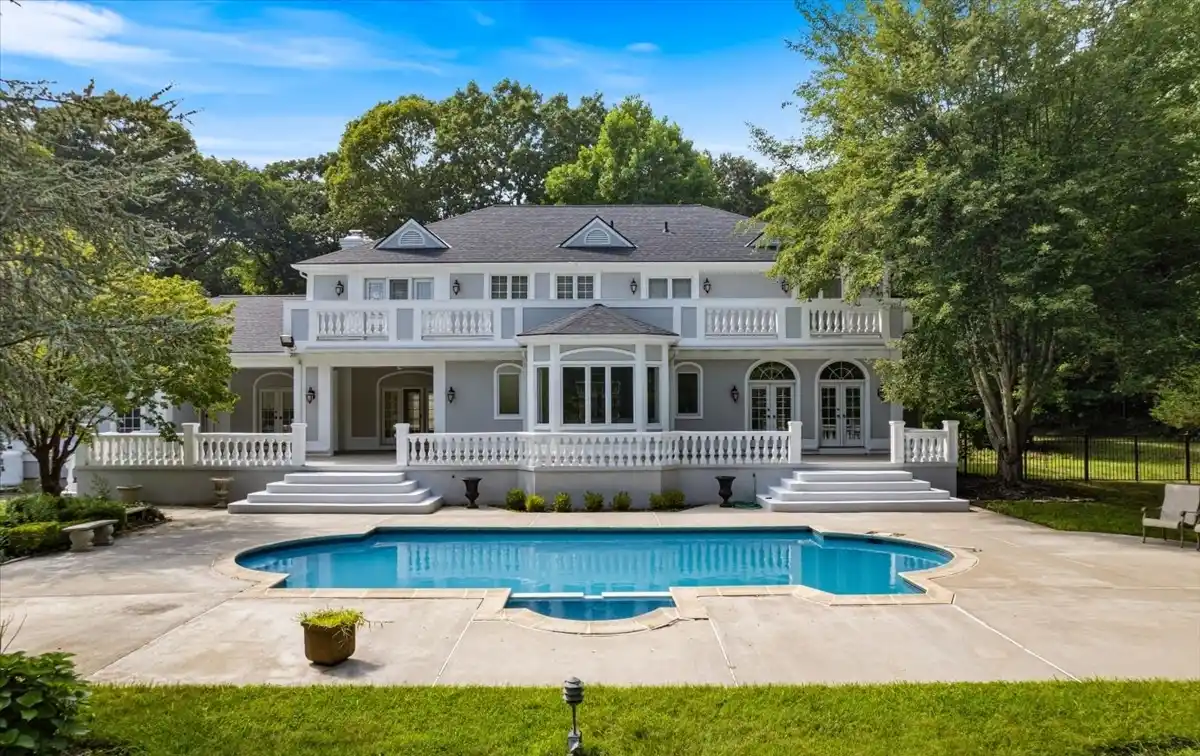 Modern European Villa Style Living on the Connecticut Shoreline