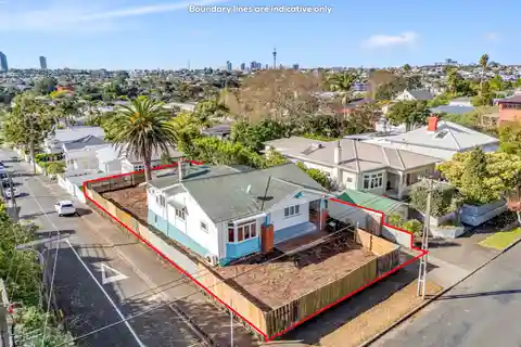 Classic Bungalow in a Coveted Lifestyle Location