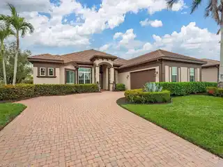 Spacious Updated Home in Shadow Wood Preserve