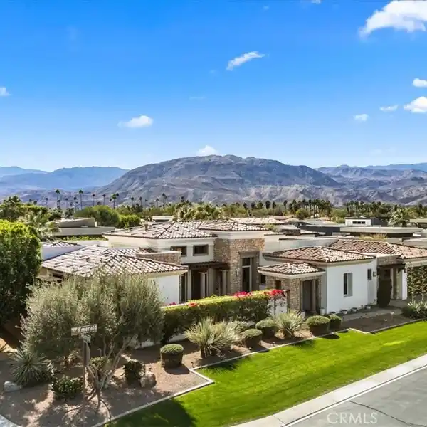RARE OPPORTUNITY IN REVELLE AT CLANCY LANE