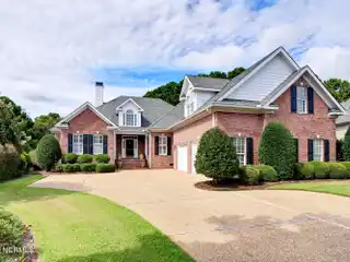 Beautifully Remodeled Home in Bay Colony of Landfall