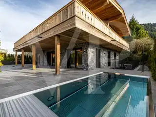 Newly Built Ski Chalet