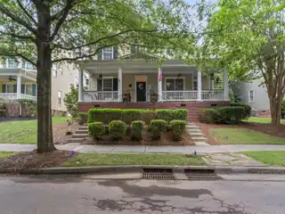 Lovely Centrally-Located Charleston-Style Home