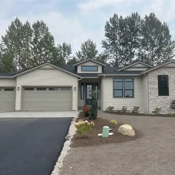 SPACIOUS ONE-ACRE HOMES IN SERENE COMMUNITY