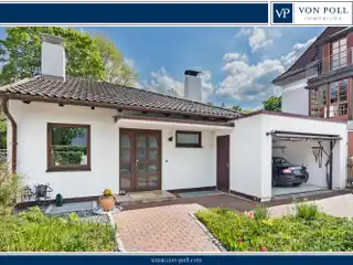Spacious Detached House with South-Facing Garden