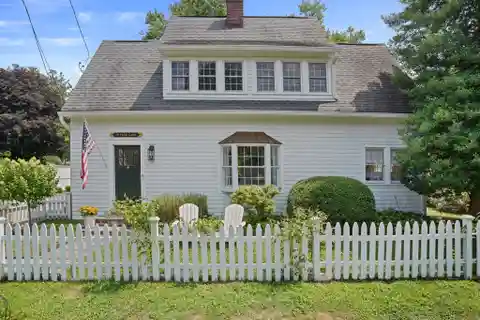 Pristine Colonial in an Excellent Neighborhood