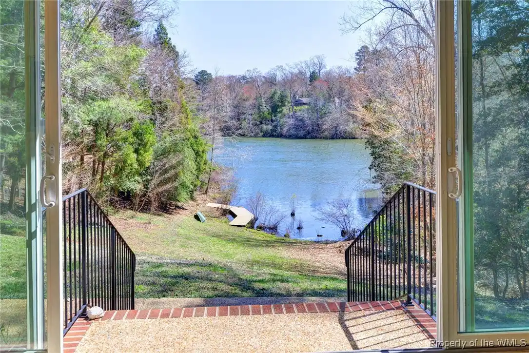 Gorgeous New Custom Home in Breeze Hill