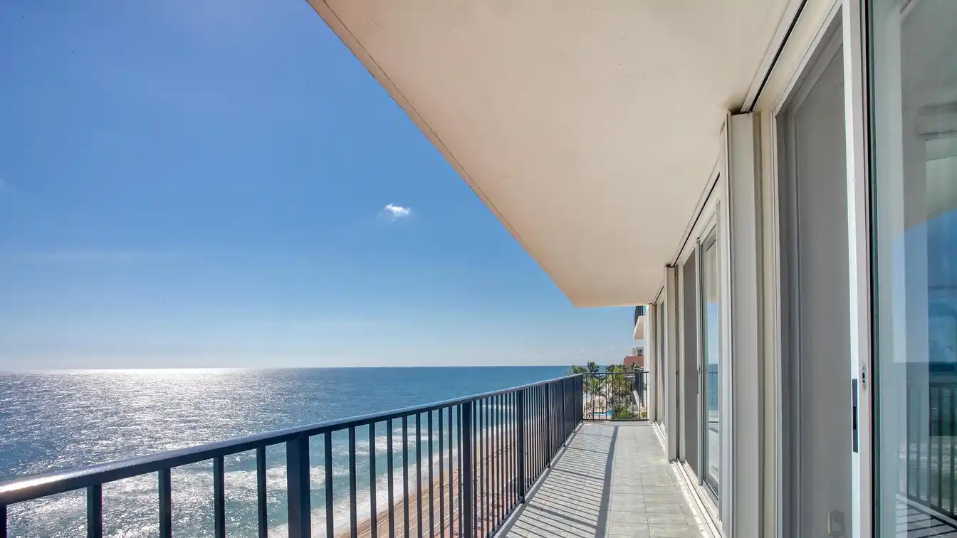 Unique Unit with Spectacular Direct Ocean Views