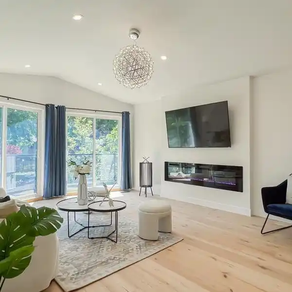 HIGH-EFFICIENCY LIVING ON QUIET TREE-LINED STREET