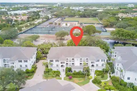 End Unit with the Best Floor Plan in Breakwater