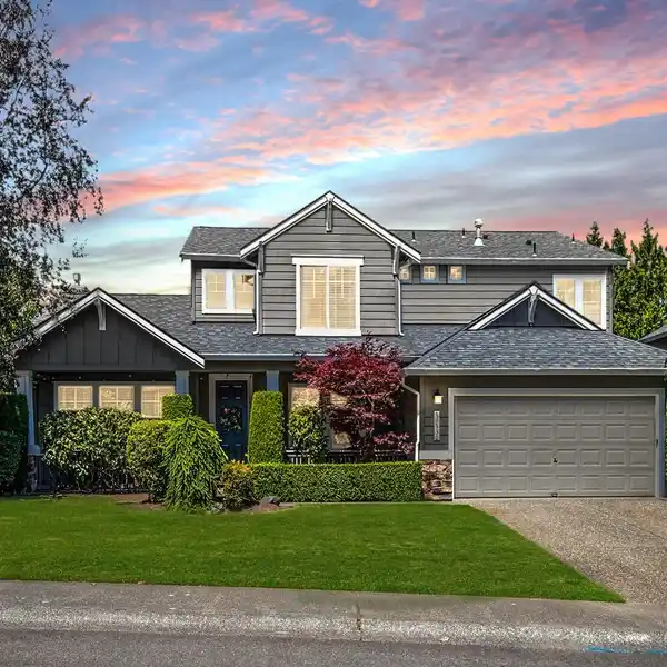 HISTORIC CHARM MEETS MODERN ACREAGE LIVING