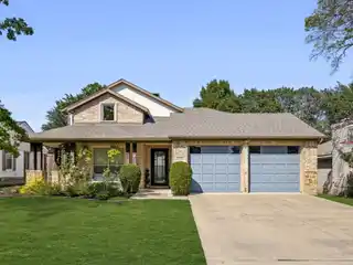 Brooke Bailey Design with Turfed Outdoor Elegance