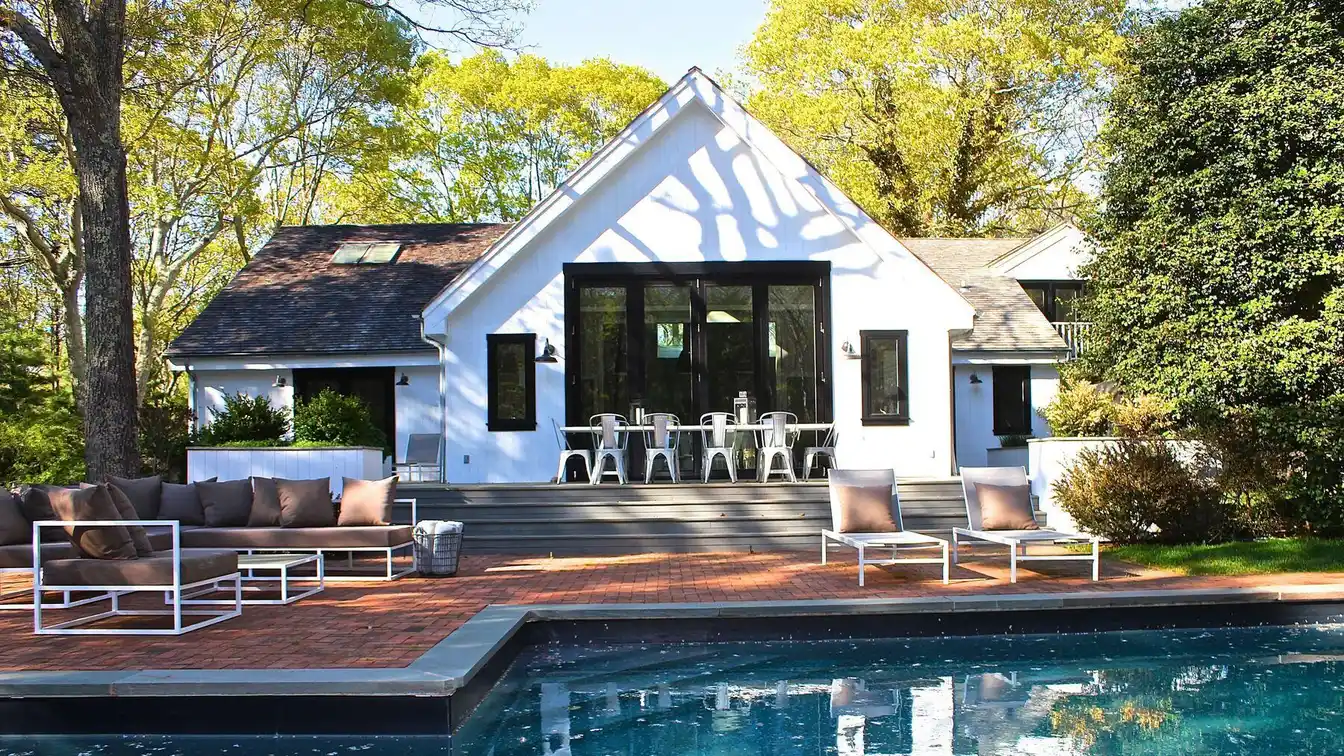 Sophisticated and Elegant Family Home on Beautifully Landscaped Grounds