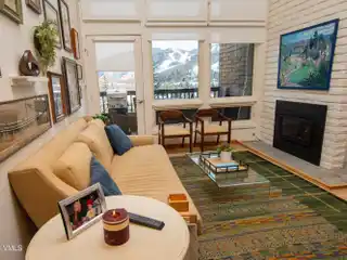 Nicely Renovated Three Bedroom with Expansive Views