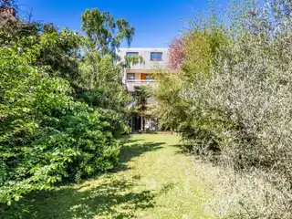 Great Potential in Sought-after Val D’or