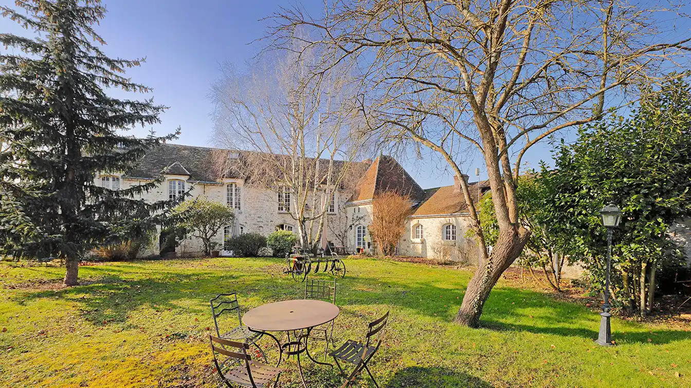 Stunningly Renovated Old Farmhouse