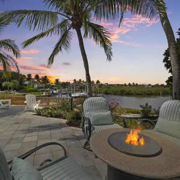 RECENTLY UPDATED WATERFRONT VILLA