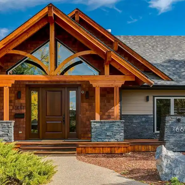 EXCEPTIONAL HILLTOP BUNGALOW