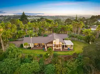Country Charm with Urban Convenience