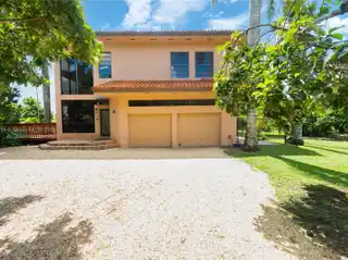 Expansive Property with Versatile Options