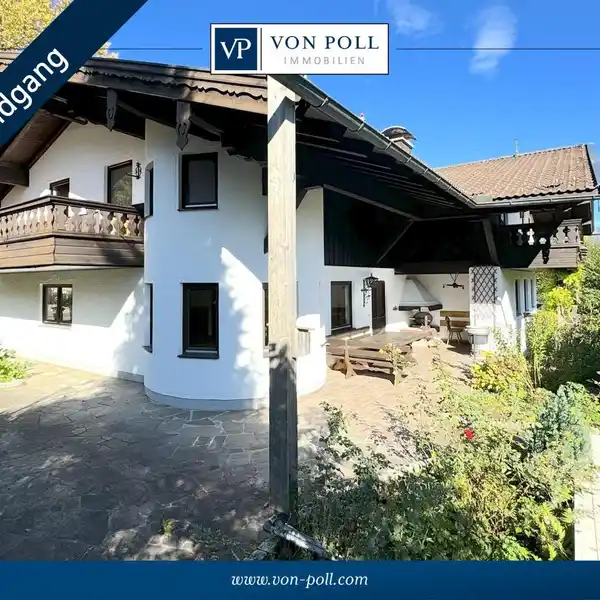LARGE MULTI-GENERATIONAL HOUSE IN THE MIDDLE OF THE CHIEMGAU MOUNTAINS