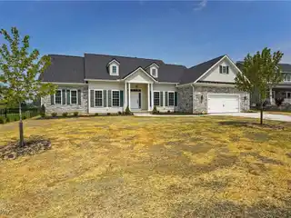 Immaculate New Construction