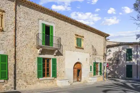Historic Townhouse in the Center of Mancor De La Vall