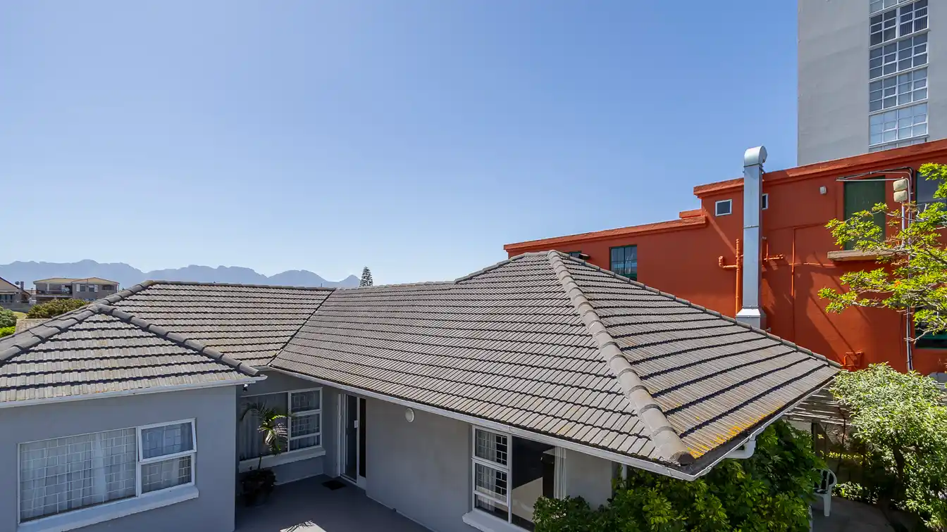 Three Bedroom House for Sale in Beach Road, Strand
