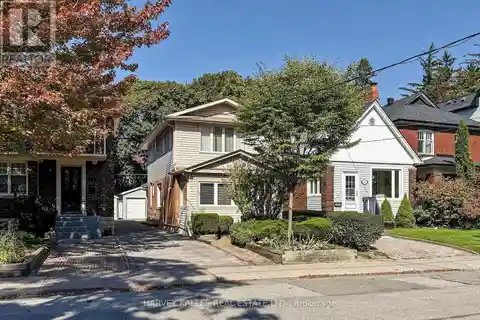 Immaculate House in Lawrence Park North