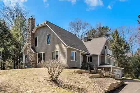Stunning Home on 17 Scenic Acres