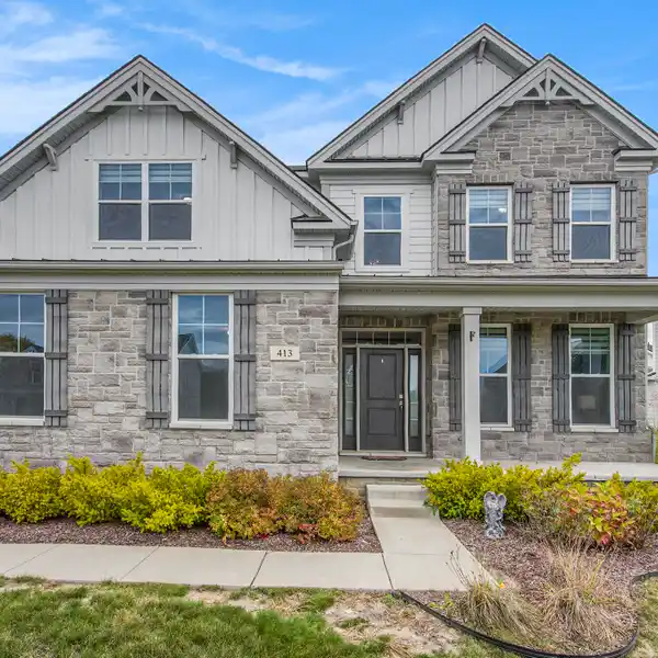 BEAUTIFUL HOME IN CONVENIENT LOCATION