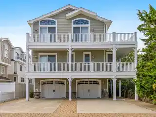 Meticulously Maintained Sea Isle City Townhome