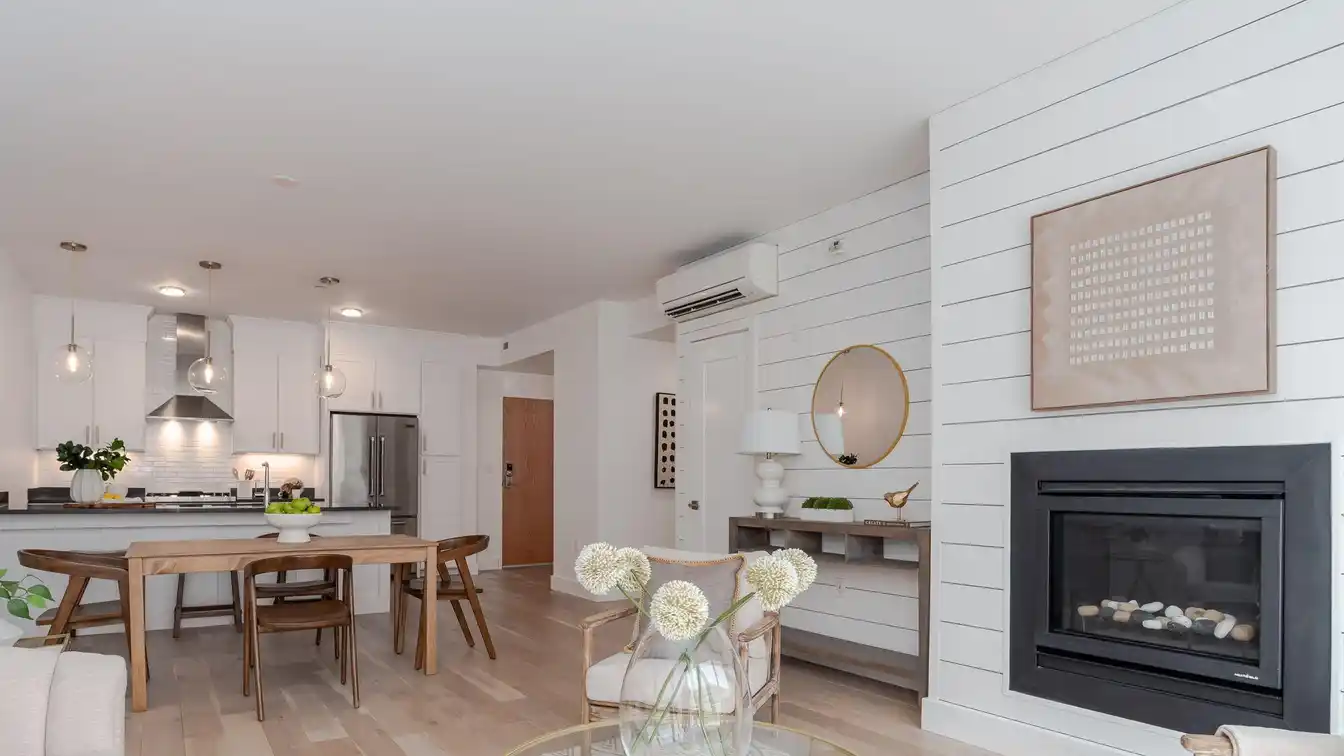 Immaculate Condo in Hobson's Landing