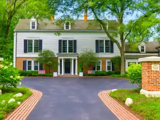 Southern-Inspired Estate with Timeless Elegance