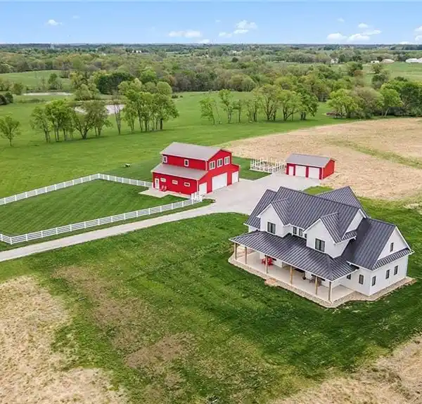 BREATHTAKING CUSTOM HOME ON 20.75 ACRES