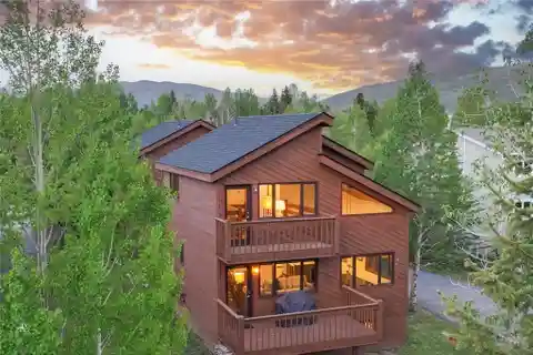 Fantastic Renovated Duplex