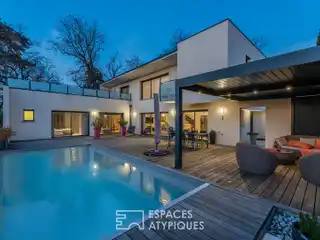 Contemporary Villa in a Privileged Location