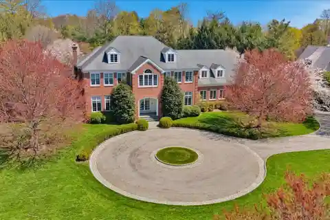 A Sanctuary of Luxury and Leisure