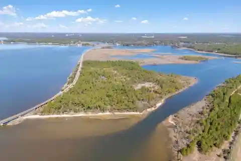 Sprawling 150-Acre Island